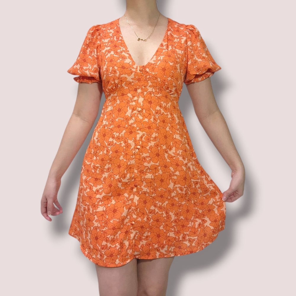 Sienna Sky XS Orange Floral Mini Dress V-Neck A-Line Tie Waist Puff Sleeves